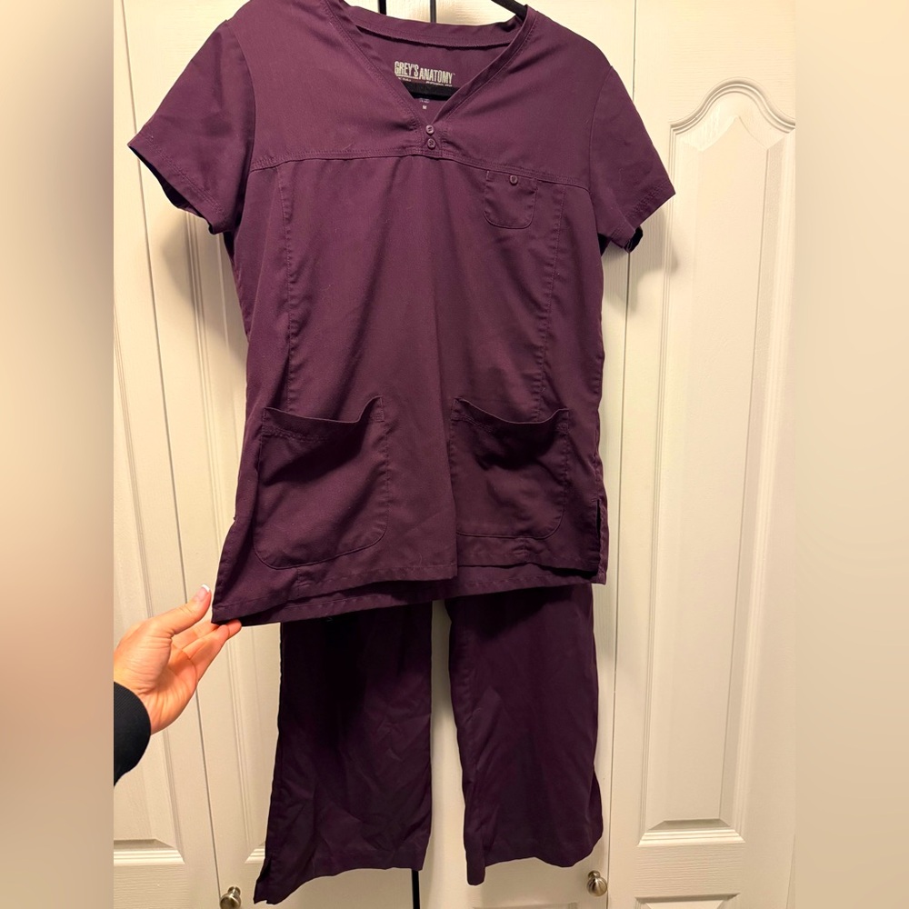 Grey’s Anatomy women’s scrub set (1 Top M, 2 Pants - M/L), Plum Purple.